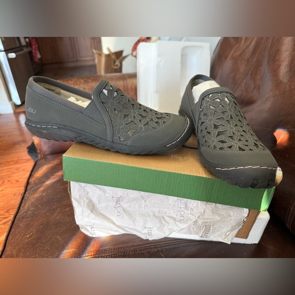 JBU Shoes - JBU Jambu Ladies shoes Charcoal size 7.5 NEW